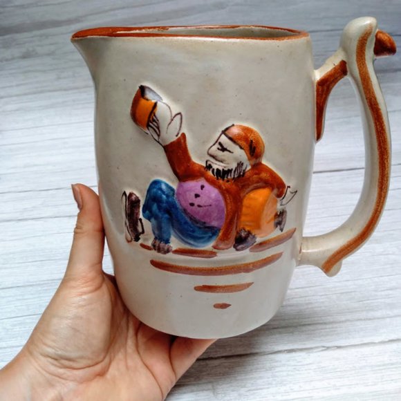 QUART-SIZE "DRINKING MAN" CERAMIC PITCHER / JUG - Picture 2 of 6